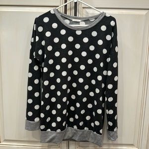 Long sleeve polka dot top